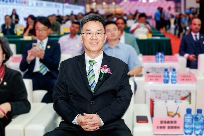 富強(qiáng)鑫（寧波）機(jī)器制造有限公司董事長(zhǎng)王俊杰